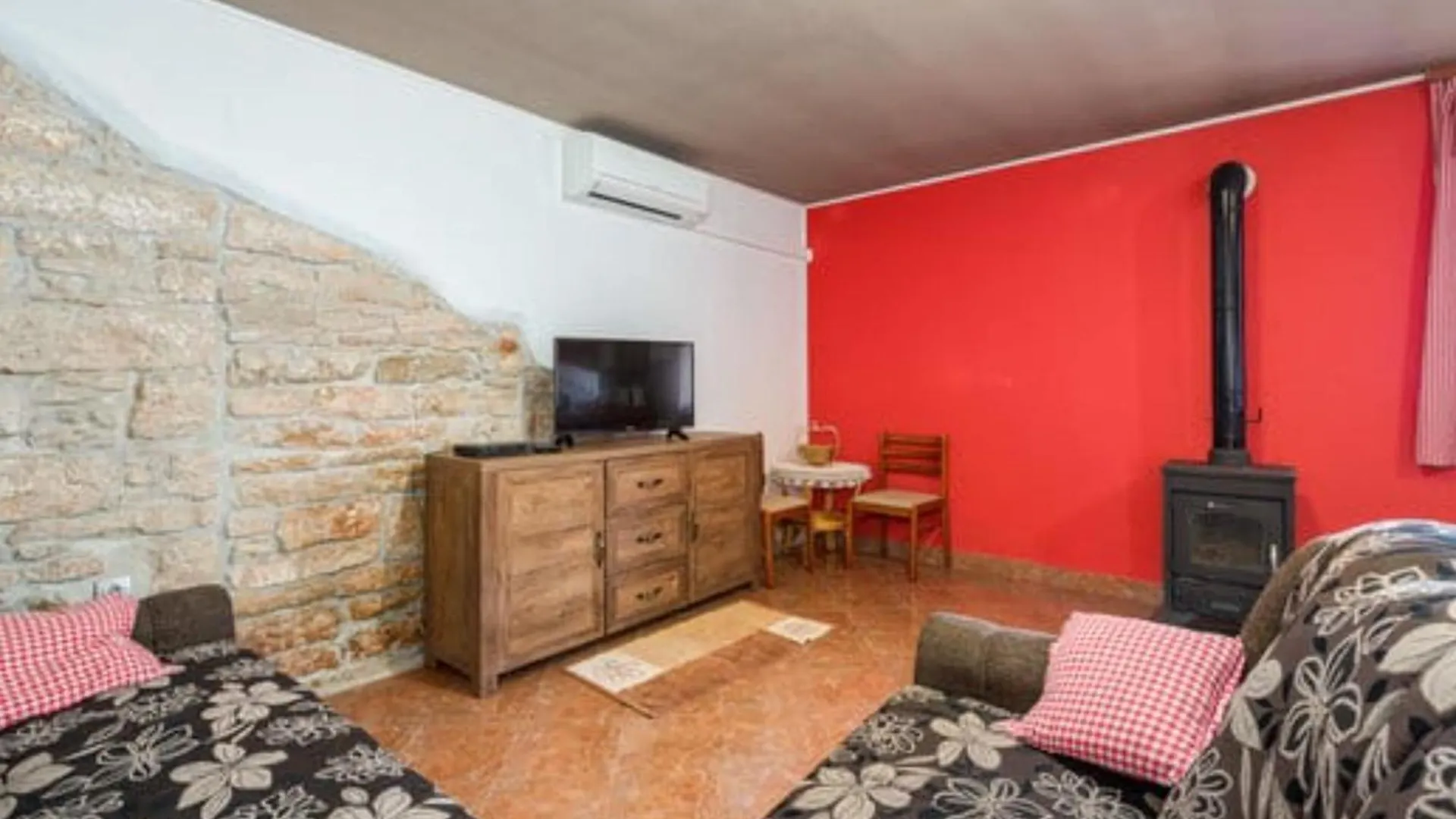 Holiday Home Luna Mednjan
